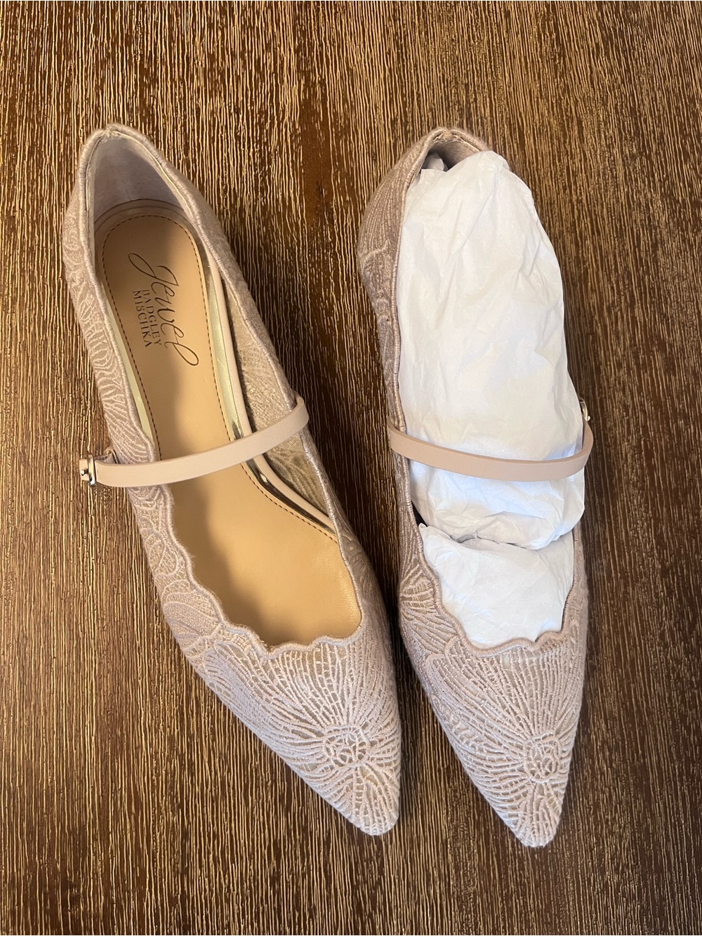JEWEL BADGLEY MISCHKA FLORAL LACE FLATS SIZE 6 NEW W/O BOX